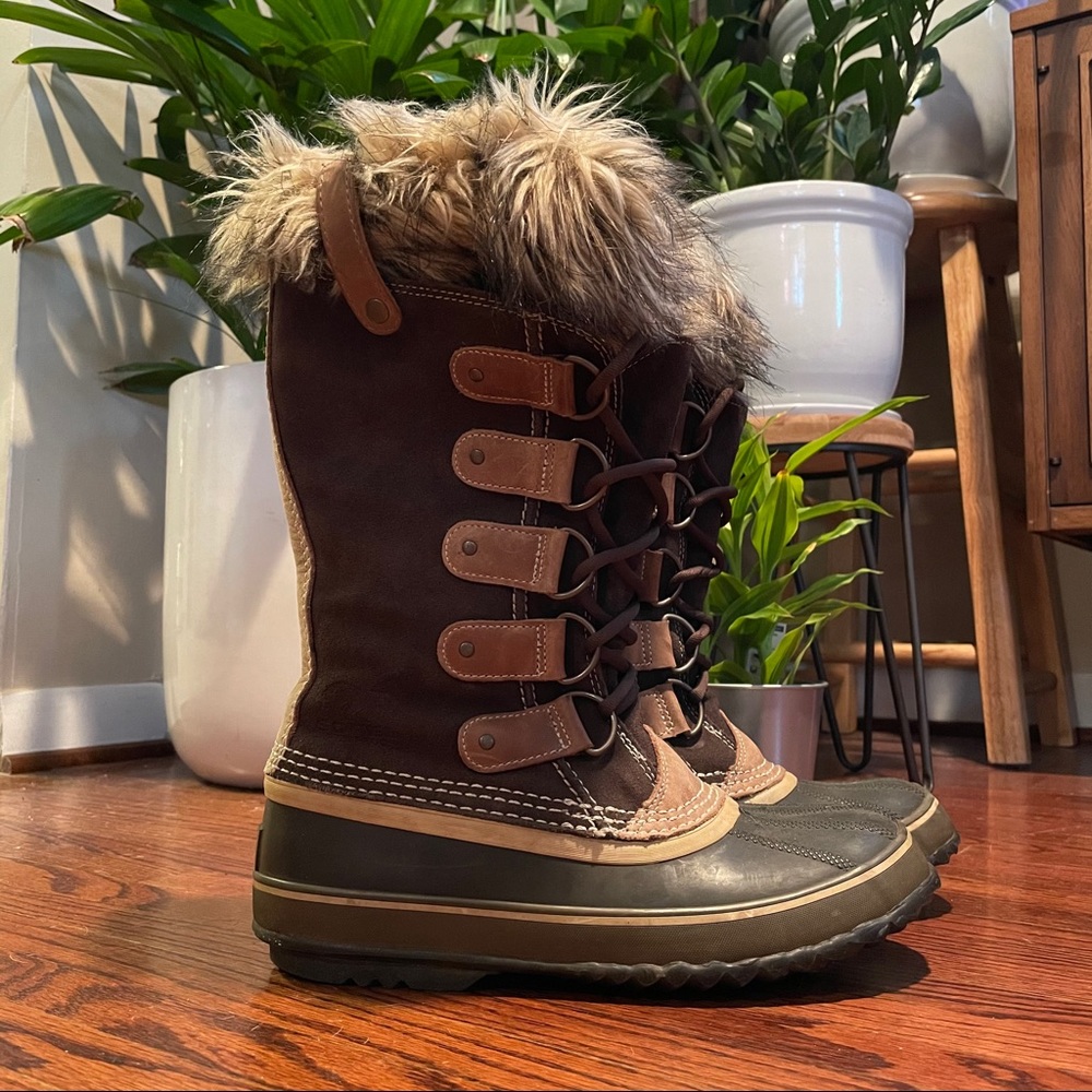 Sorel Joan Of Arctic Boots Sz 9